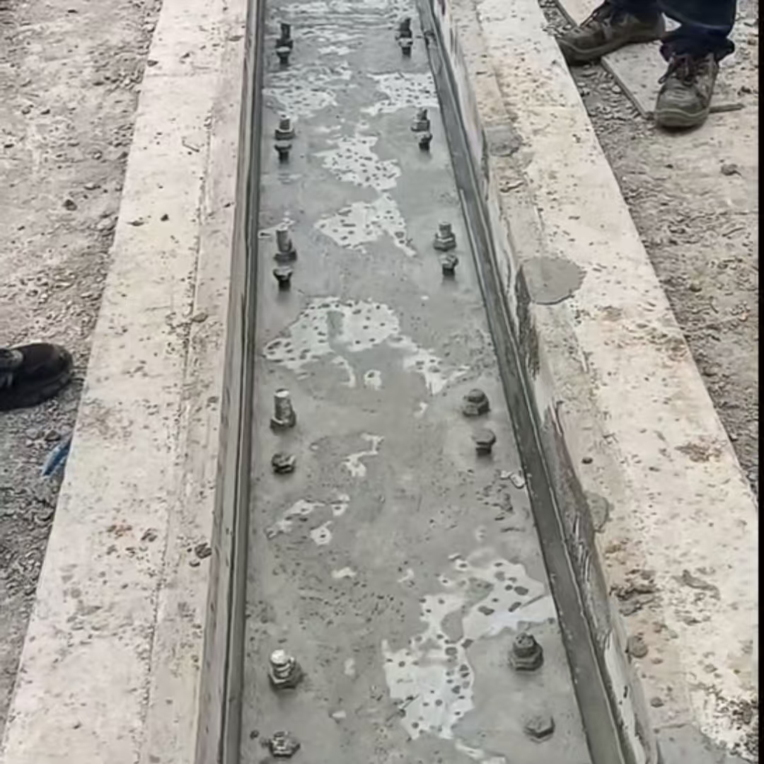 建邺港口码头起重机龙门吊重型机械设备稳固用早强快凝轨道胶泥